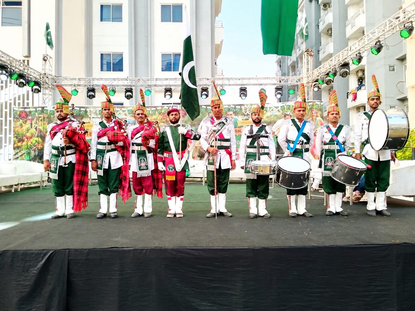 Band Baja Barat