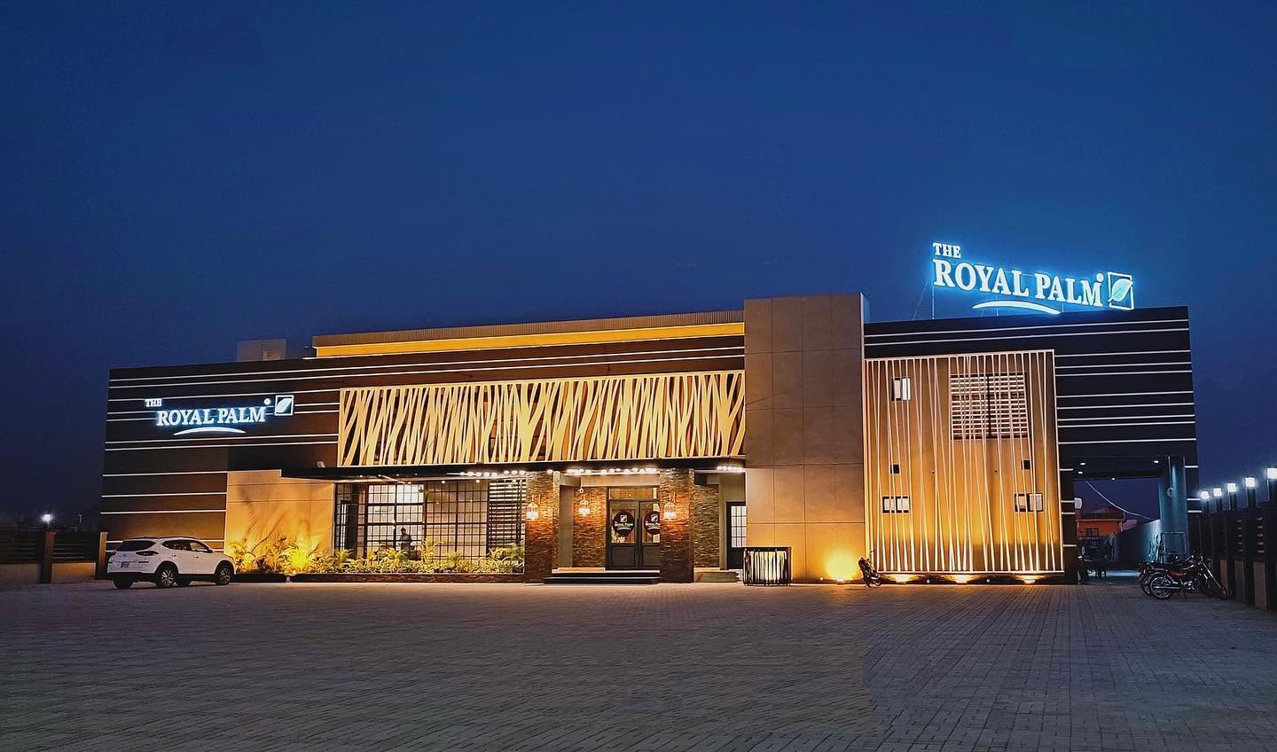 Royal Palm Marquee